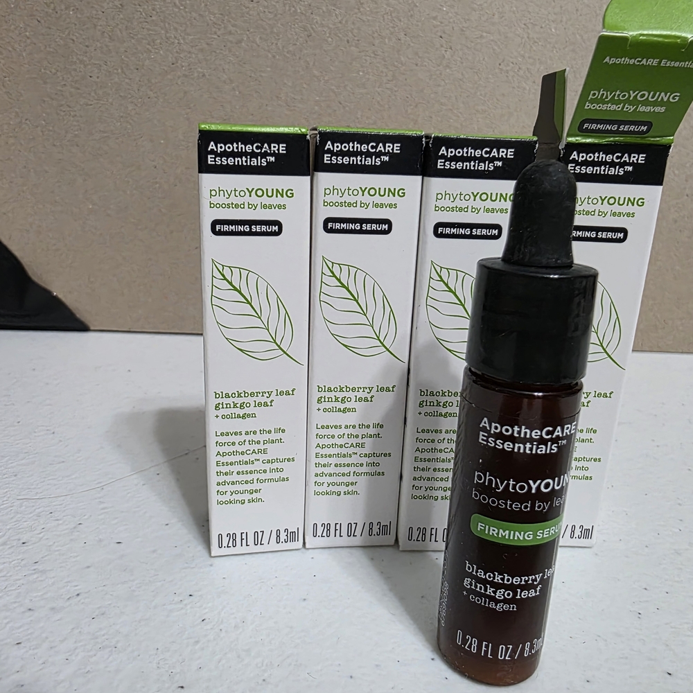 Firming Serum with Blackberry Leaf - Black and Brown